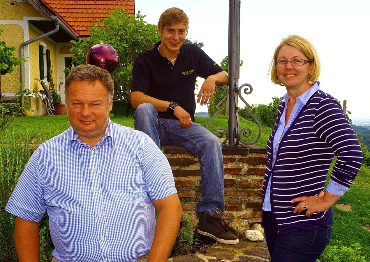 Weingut Albert, Familie Cramer Bed & Breakfast Kitzeck im Sausal Exterior foto